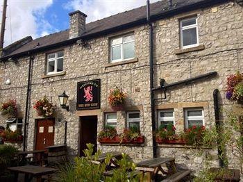 Отель The Red Lion Бэйквэлл Экстерьер фото